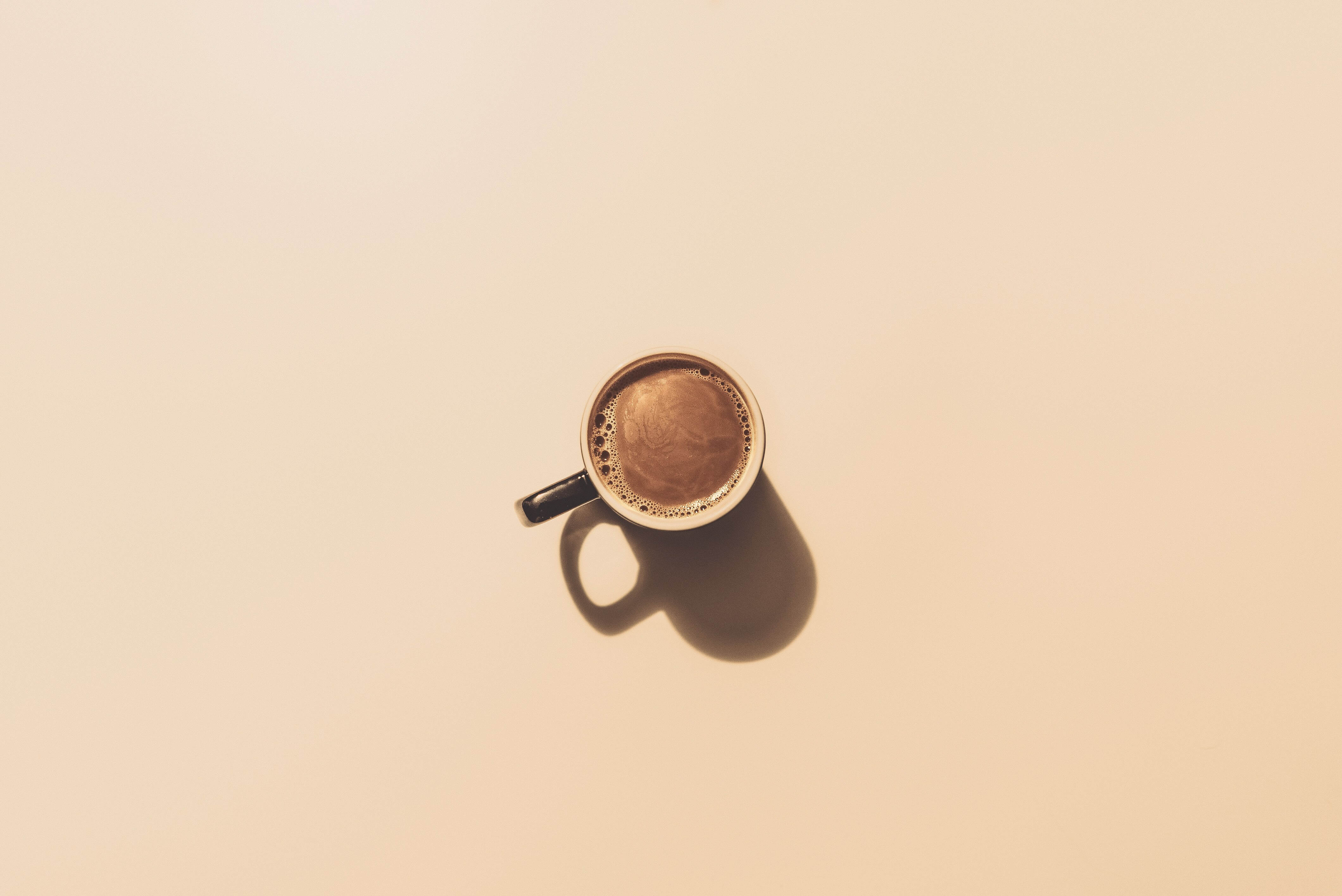 Mushroom Coffee vs. Regular Coffee: Which One Is Better for Energy and Focus?